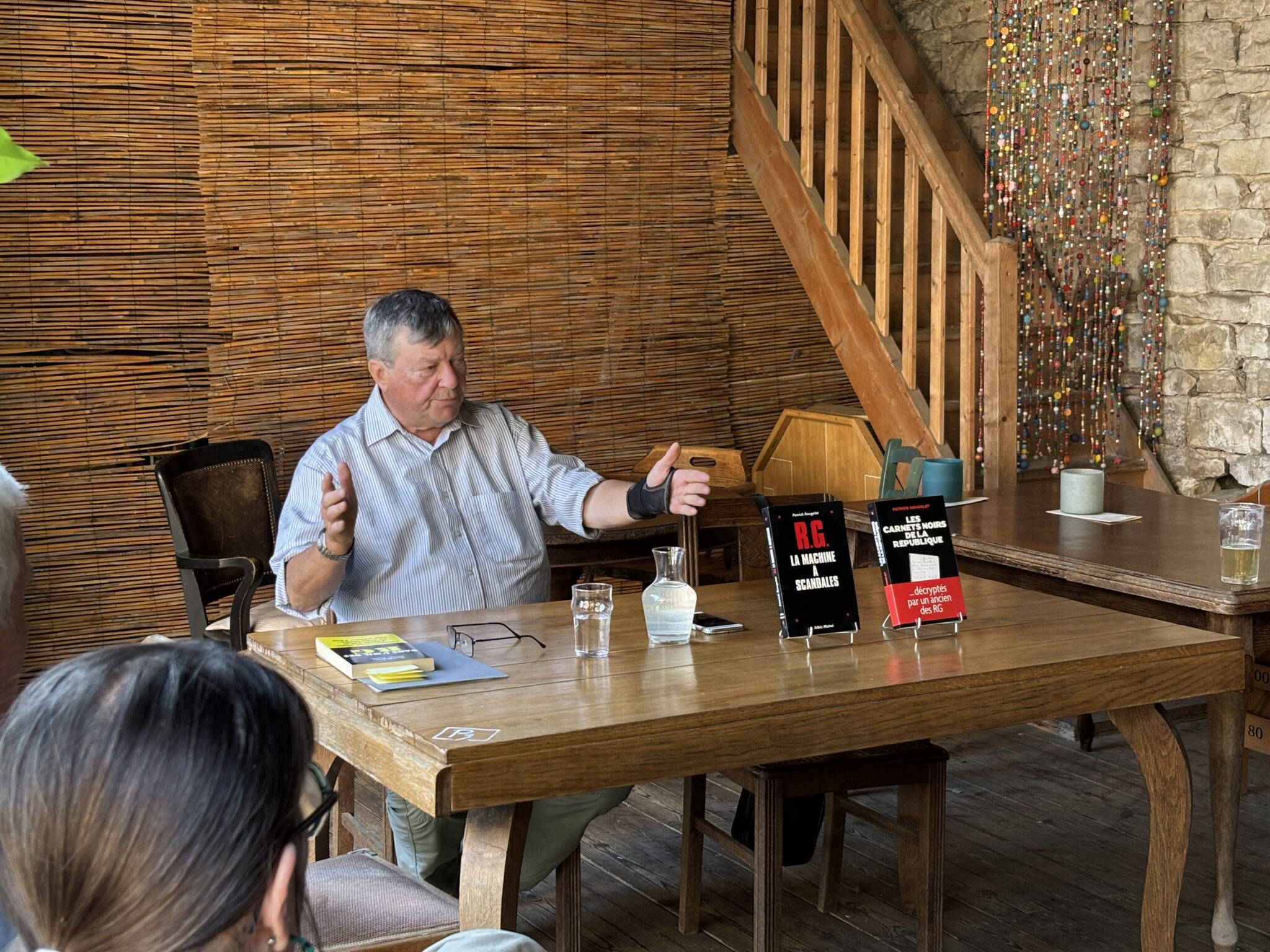 Les dérives de fonctionnement d’un service de Renseignement dans une démocratie, rencontre avec Patrick Rougelet